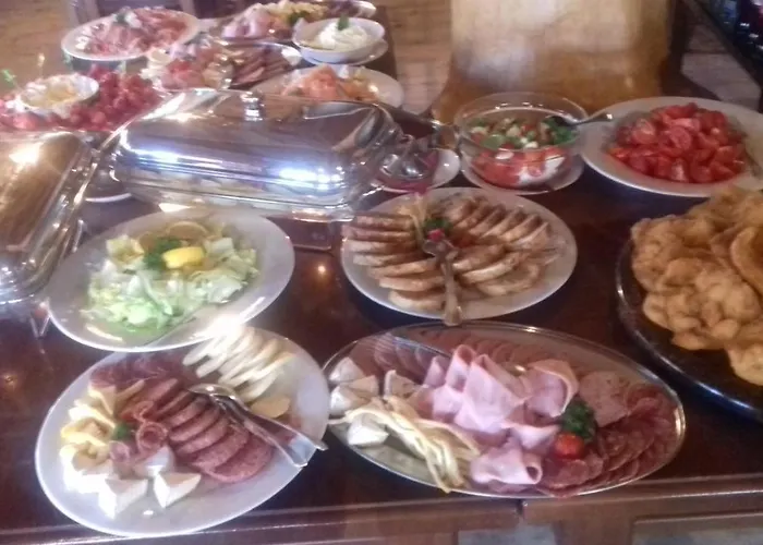 Koliba Valaska Hotell *